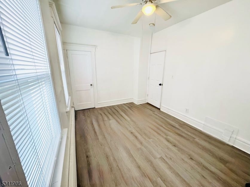 10 Noll Place Newark NJ 07106
