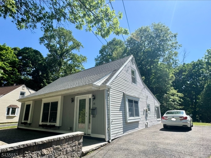 15 Nestro Road West Orange NJ 07052