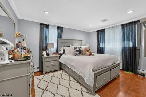 26 Cedar Drive Rochelle Park NJ 07662