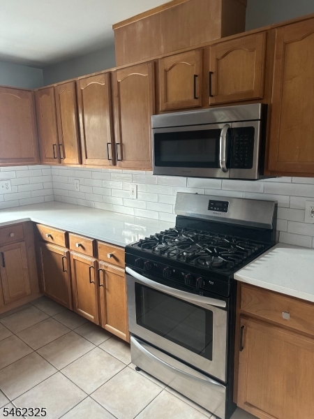 54 Melrose Avenue East Orange NJ 07018