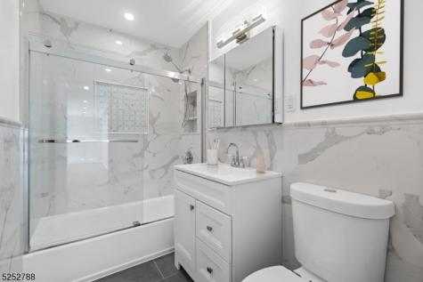 36 Hawthorne Place Montclair NJ 07042