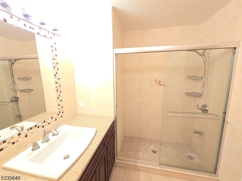 154 Castle Ridge Drive East Hanover NJ 07936