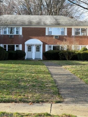 17 Manchester Court Wayne NJ 07470