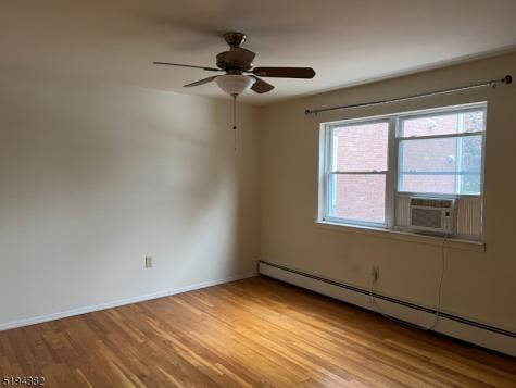 17 Manchester Court Wayne NJ 07470