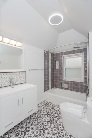 36 N Willow Street Montclair NJ 07042