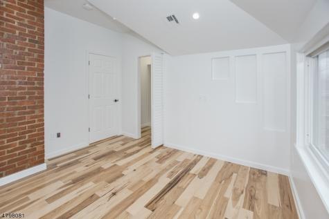 36 N Willow Street Montclair NJ 07042