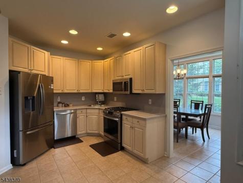 620 Turlington Court Livingston NJ 07039