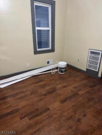 102 S 12th Street Newark NJ 07107