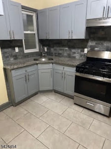 102 S 12th Street Newark NJ 07107