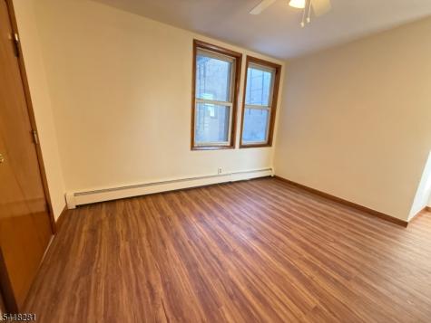 102 Union Street Newark NJ 07105
