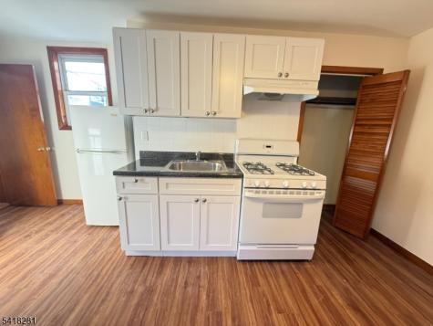 102 Union Street Newark NJ 07105
