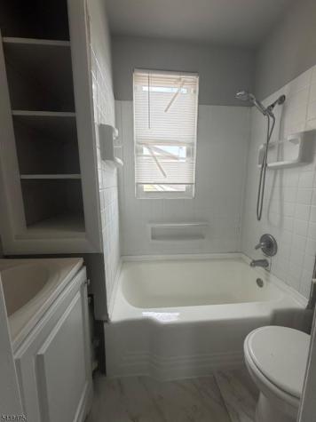 25 W 15th Street Linden NJ 07036
