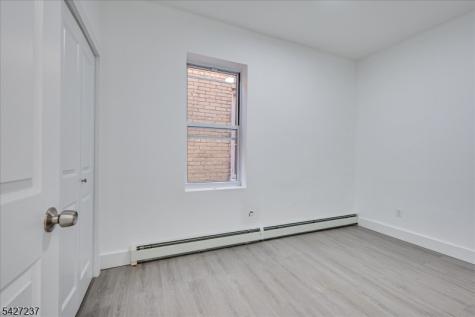 520 E Jersey Street Elizabeth NJ 07206