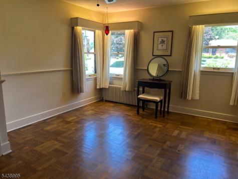 106 Liggett Boulevard Pohatcong NJ 08865