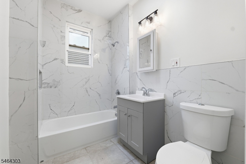 231 Renner Avenue Newark NJ 07112