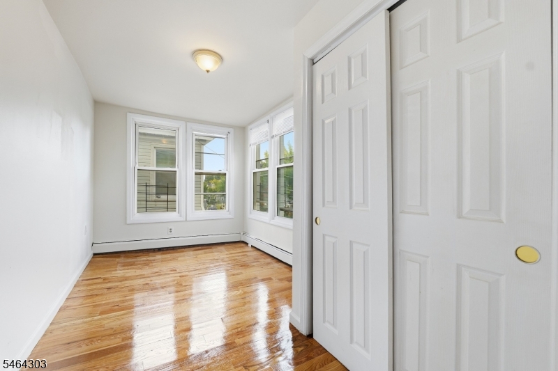 231 Renner Avenue Newark NJ 07112