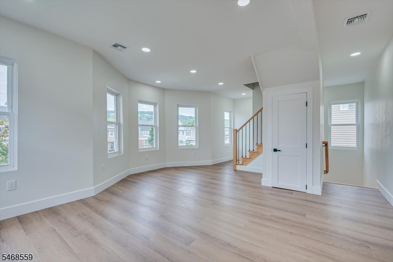 18 Regent Street North Plainfield NJ 07060