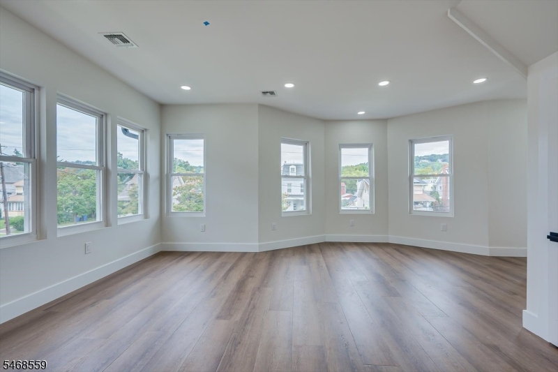 18 Regent Street North Plainfield NJ 07060