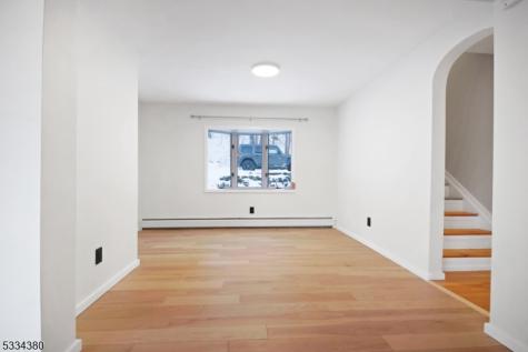 519 E Shore Trail Byram NJ 07871