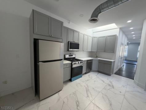 432 Bloomfield Avenue Montclair NJ 07042