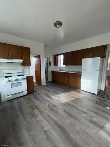 10 Mahar Avenue Clifton NJ 07011