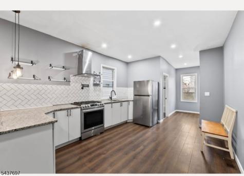 487 S 17th Street Newark NJ 07103