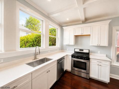 2 Cloverhill Place Montclair NJ 07042