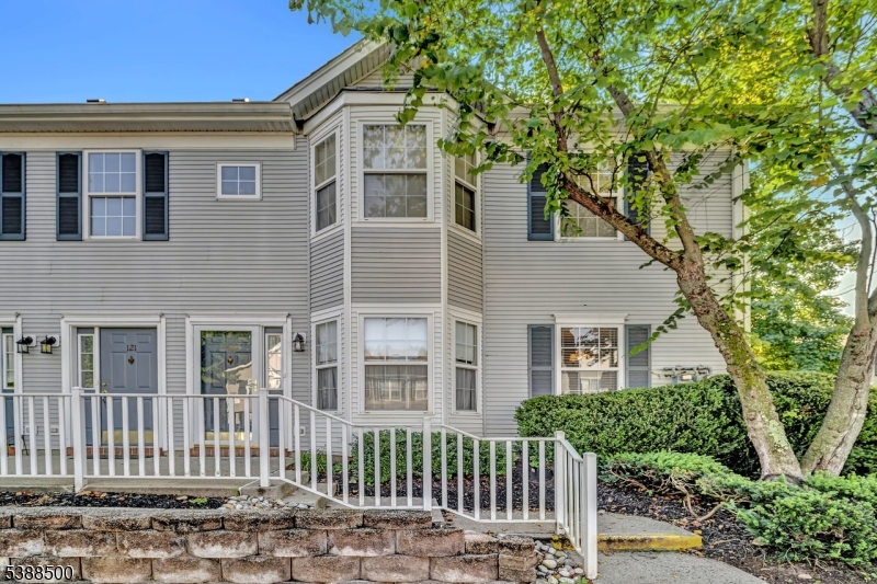 122 Williamson Court Bridgewater NJ 08807