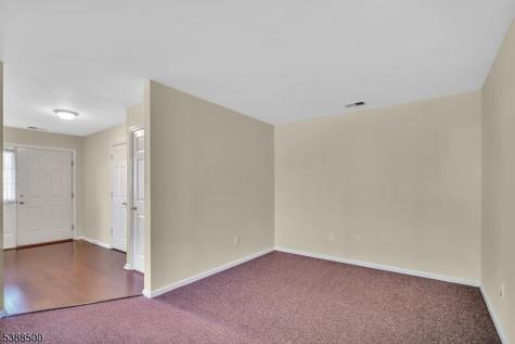 122 Williamson Court Bridgewater NJ 08807