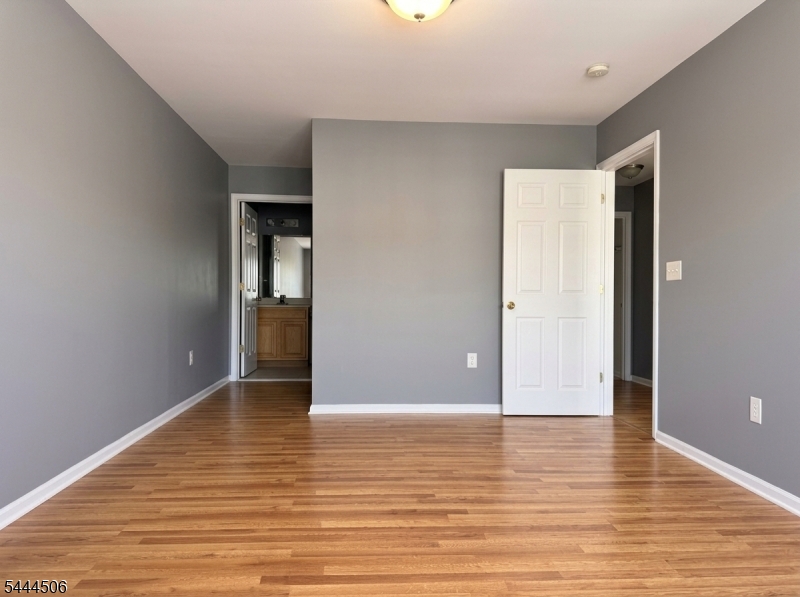 10 Dina Lane Franklin NJ 08873