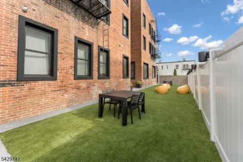 189 Dayton Avenue Passaic NJ 07055