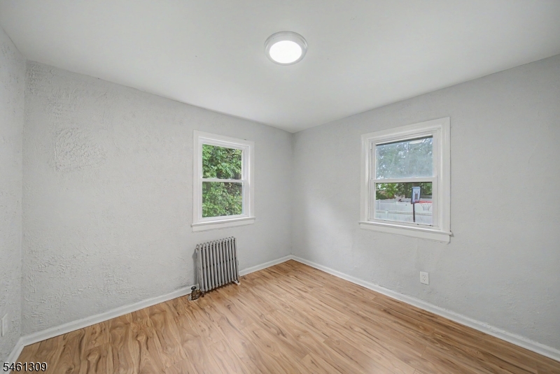 1019 Rivington Street Roselle NJ 07203
