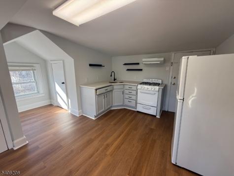 18 Lexington Avenue 3F Montclair NJ 07042