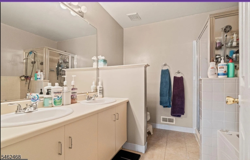 253 Columbus Drive Franklin NJ 08823