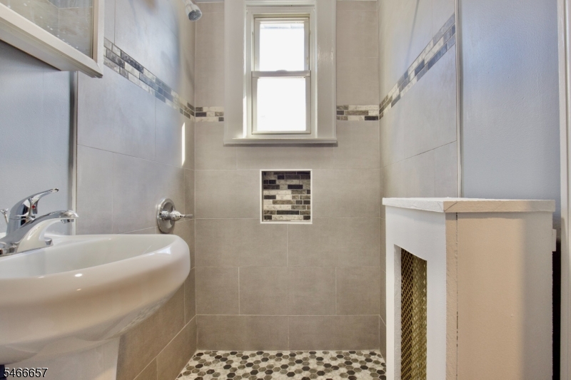1132 Saint Louis Avenue Hillside NJ 07205