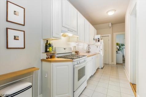 92 Midland Avenue Montclair NJ 07042