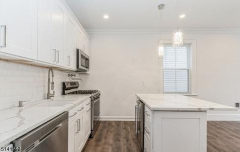 1028 Clinton Avenue Irvington NJ 07111