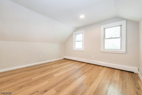 43 New Street Montclair NJ 07042