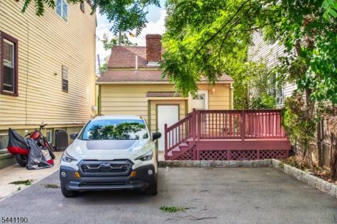 43 New Street Montclair NJ 07042