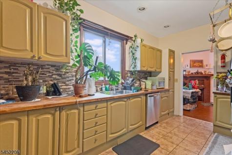 20 Howe Avenue Montclair NJ 07042
