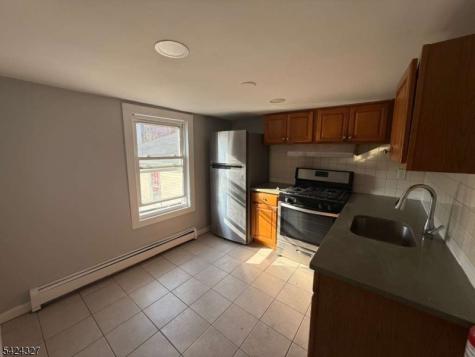 276 Summer Avenue Newark NJ 07104