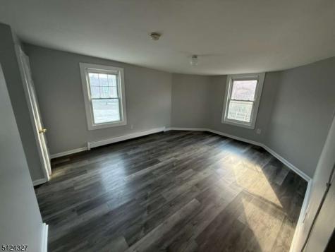276 Summer Avenue Newark NJ 07104