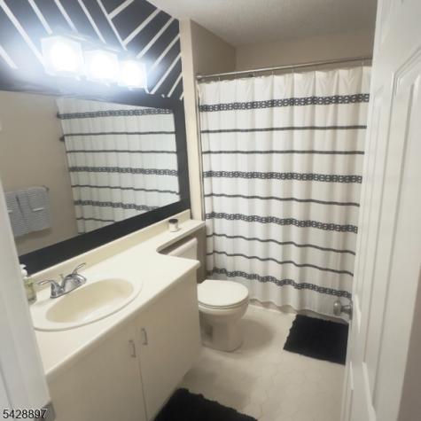 4001 Riddle Court Bridgewater NJ 08807