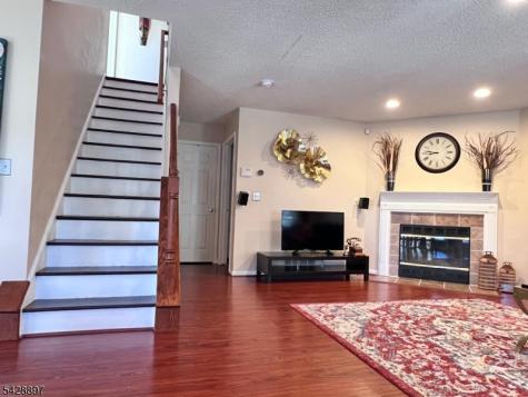 4001 Riddle Court Bridgewater NJ 08807