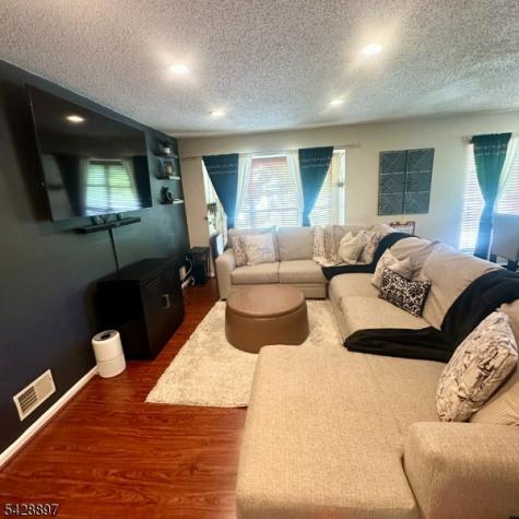 4001 Riddle Court Bridgewater NJ 08807