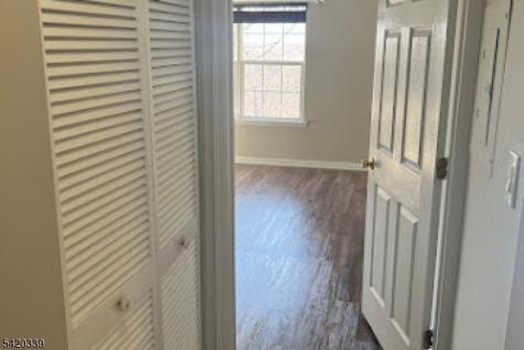 96 Crestview Lane Mount Arlington NJ 07856