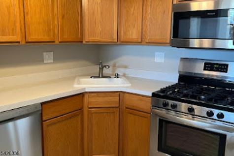 96 Crestview Lane Mount Arlington NJ 07856