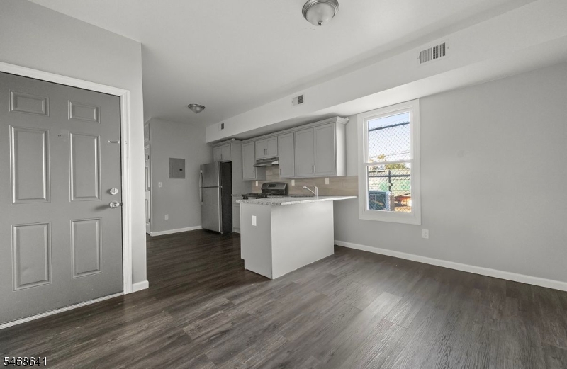 168 Sherman Avenue Newark NJ 07114