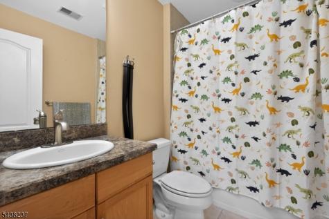70 Winged Foot Drive Livingston NJ 07039