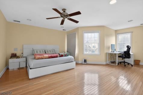70 Winged Foot Drive Livingston NJ 07039